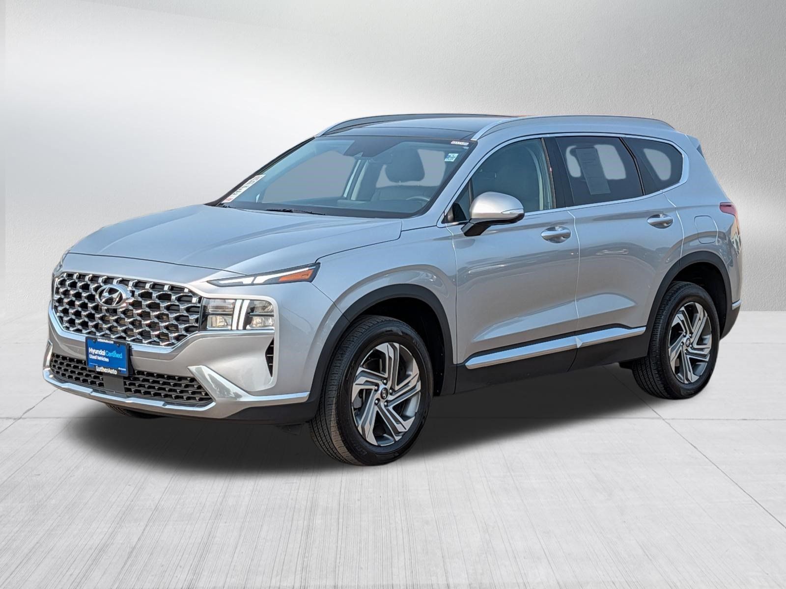 Certified 2023 Hyundai Santa Fe SEL w/ Premium Package AWD/4WD image 3