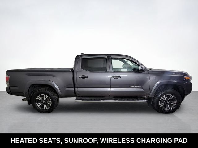 Used 2016 Toyota Tacoma Limited AWD/4WD image 2