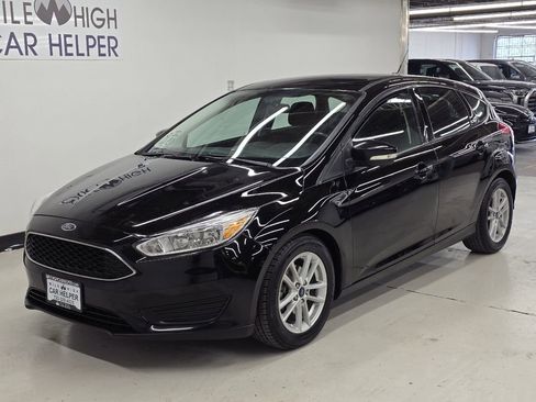 Used 2018 Ford Focus SE w/ Cold Weather Package image 21