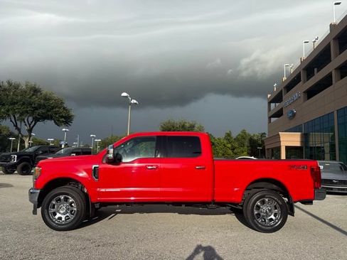 Used 2020 Ford F350 Lariat w/ Lariat Ultimate Package AWD/4WD image 2