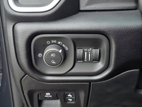 Used 2026 RAM 1500 Big Horn AWD/4WD image 24