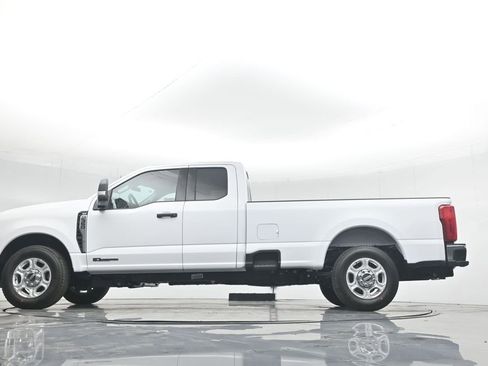 New 2026 Ford F350 XLT image 55