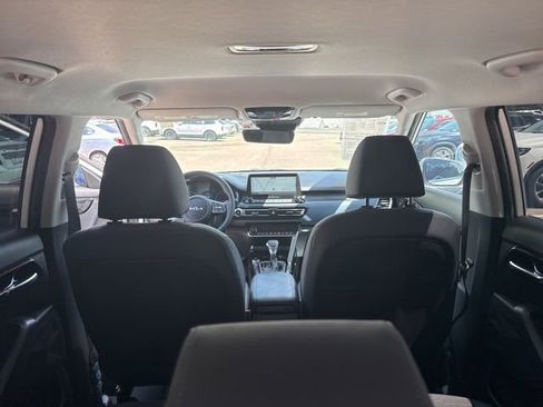 Certified 2023 Kia Seltos S w/ Navigation Package FWD image 28