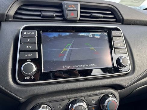 Used 2025 Nissan Versa S w/ S Plus Package image 15