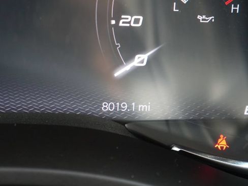 Used 2024 RAM 2500 Laramie AWD/4WD image 8