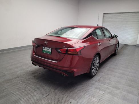Used 2023 Nissan Altima 2.5 SL FWD image 9