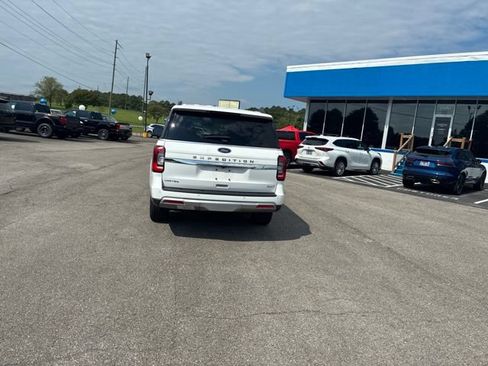 Used 2024 Ford Expedition Max Limited AWD/4WD image 31