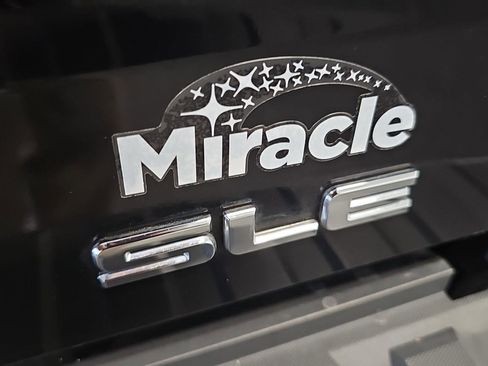 Used 2016 GMC Sierra 1500 SLE w/ SLE Value Package image 27