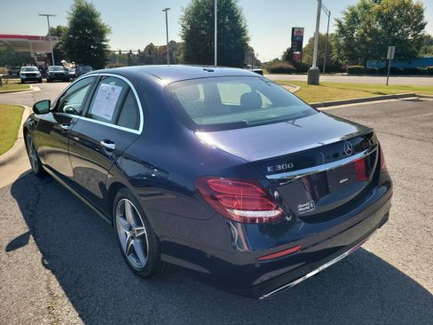 Used 2018 Mercedes-Benz E 300 image 5