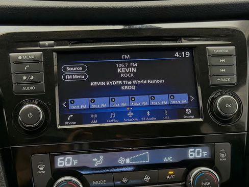 Used 2019 Nissan Rogue SV FWD image 9