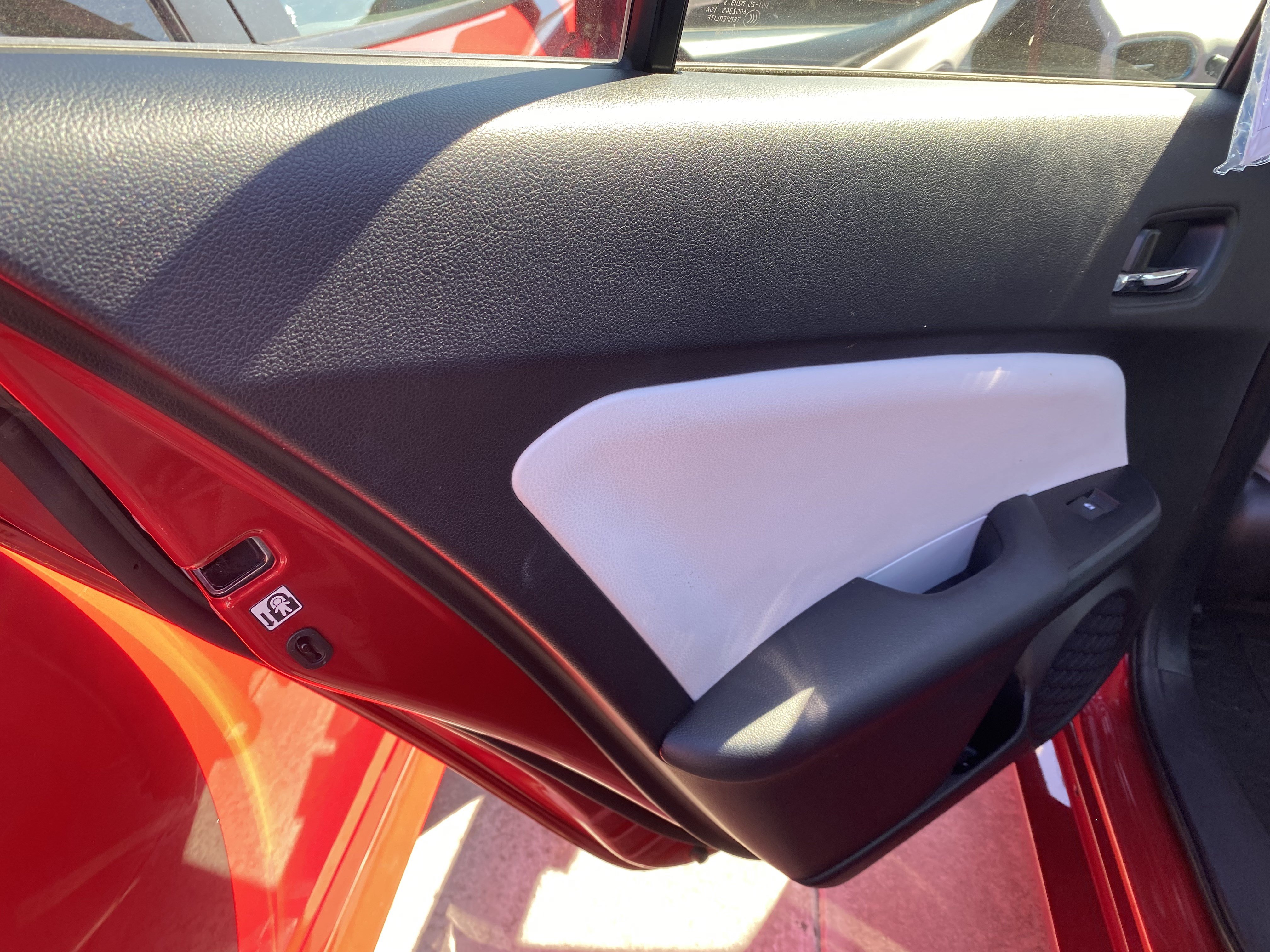 Used 2017 Toyota Prius Prime Advanced FWD image 15