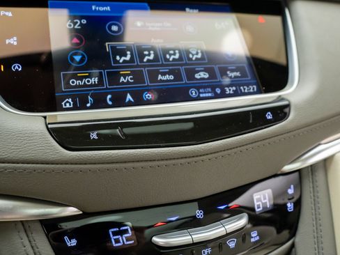 New 2026 Cadillac XT5 Premium Luxury w/ Driver Assist Package AWD/4WD image 26
