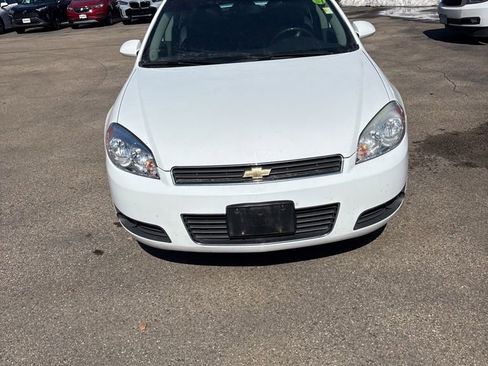 Used 2011 Chevrolet Impala LT w/ Luxury Edition Package image 2