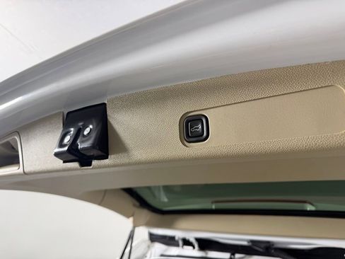 Used 2014 Chevrolet Tahoe LT w/ Suspension Package, Off-Road AWD/4WD image 27