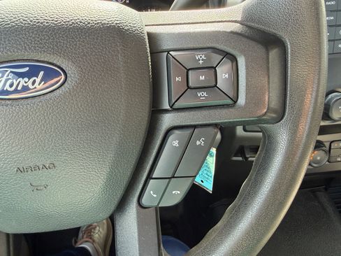 Used 2020 Ford F250 XL w/ STX Appearance Package RWD image 17