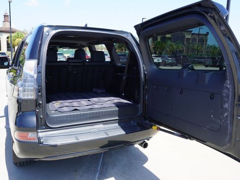 Certified 2023 Lexus GX 460 Luxury w/ Accessory Package AWD/4WD image 39