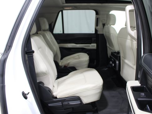 Used 2021 Ford Expedition Max Platinum AWD/4WD image 29