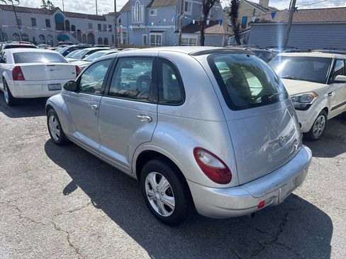 Used 2009 Chrysler PT Cruiser image 14