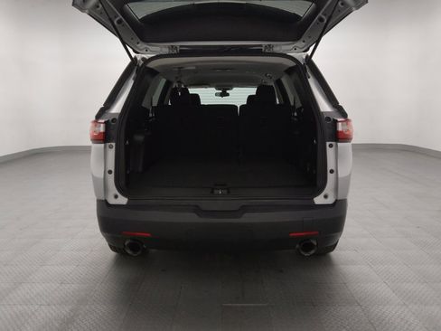 Used 2019 Chevrolet Traverse LS FWD image 29