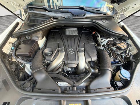 Used 2018 Mercedes-Benz GLS 550 4MATIC image 10