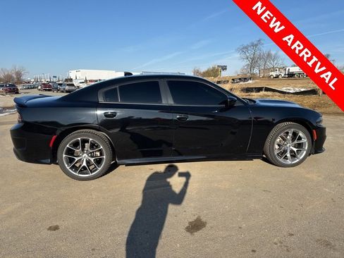 Used 2022 Dodge Charger GT image 2