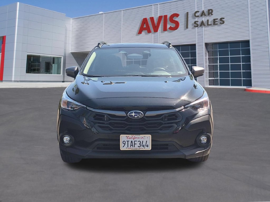 Used 2025 Subaru Crosstrek 2.5i Premium AWD/4WD image 2