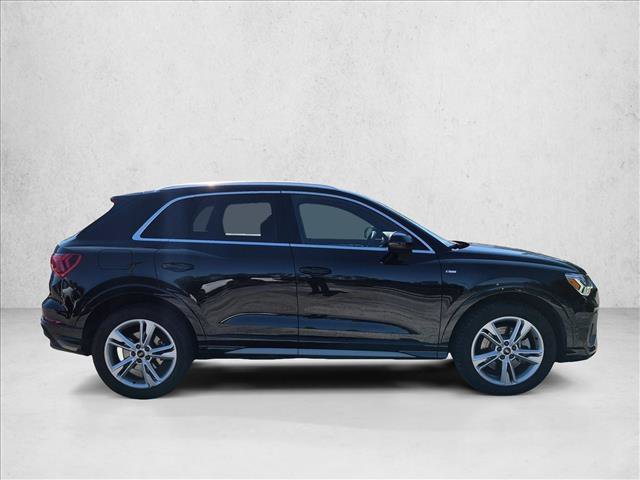 Used 2023 Audi Q3 2.0T Premium Plus w/ Premium Plus Package AWD/4WD image 4