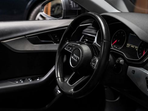 Used 2017 Audi A4 2.0T Premium image 15