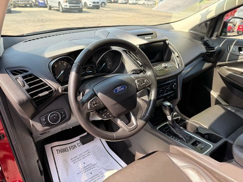 Used 2017 Ford Escape SE w/ SE Leather Comfort Package image 7