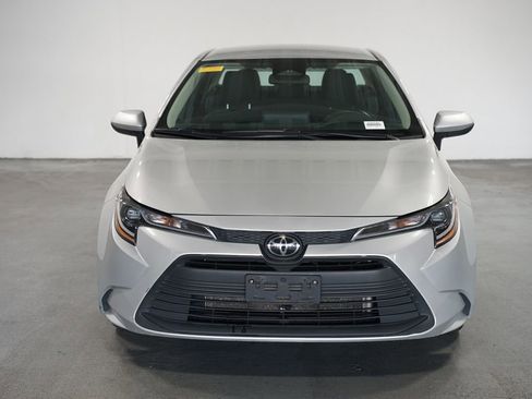 Certified 2024 Toyota Corolla LE image 2