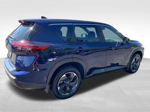 Used 2025 Nissan Rogue SV FWD image 6