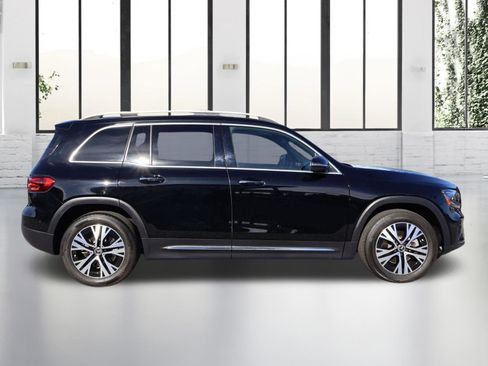 Certified 2024 Mercedes-Benz GLB 250 image 6