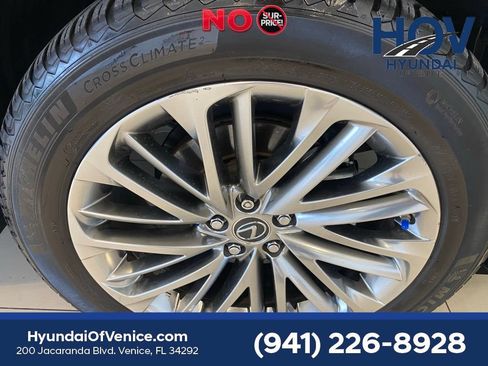 Used 2022 Lexus RX 350L Luxury w/ Accessory Package (Z1) FWD image 69