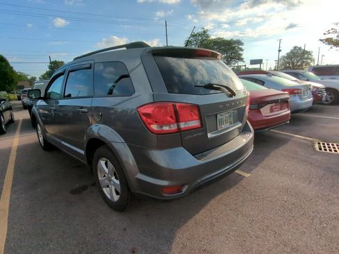 Used 2012 Dodge Journey SXT FWD image 4