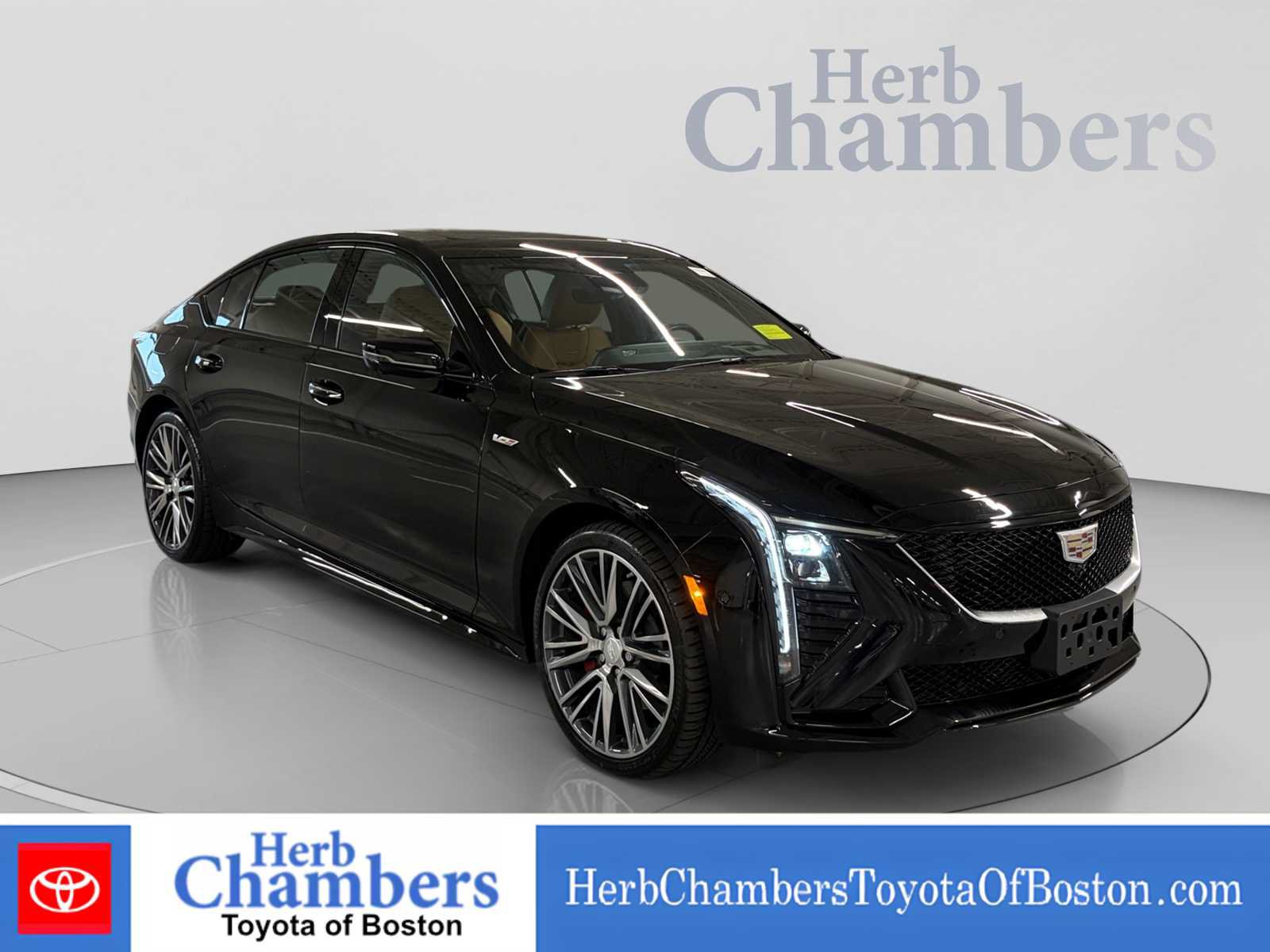 Used 2025 Cadillac CT5 V w/ Platinum Package AWD/4WD image 1