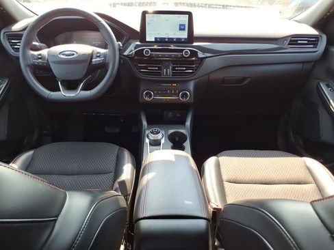 Used 2025 Ford Escape ST-Line FWD image 12