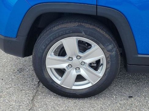 Used 2022 Jeep Compass Latitude w/ Convenience Group FWD image 7
