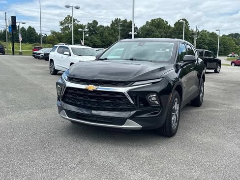 Used 2023 Chevrolet Blazer LT w/ Driver Confidence Package FWD image 8