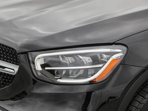 Used 2022 Mercedes-Benz GLC 300 4MATIC Coupe image 8