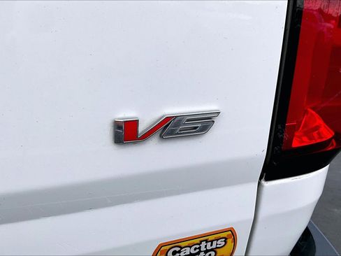 Used 2022 Chevrolet Colorado LT w/ Luxury Package image 11