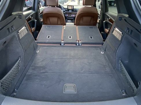 Used 2018 Audi Q5 2.0T Premium w/ Convenience Package image 26