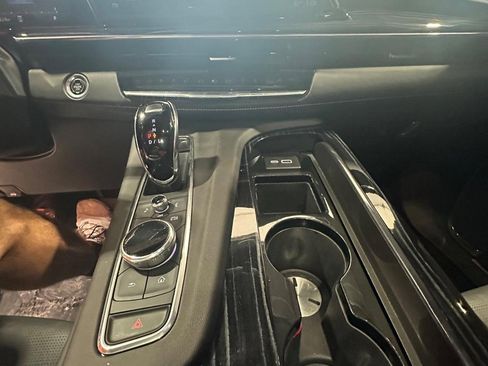 Used 2022 Cadillac Escalade Sport w/ Touring Package AWD/4WD image 24