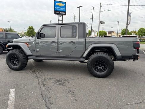 Used 2020 Jeep Gladiator Sport w/ Quick Order Package 24S AWD/4WD image 4