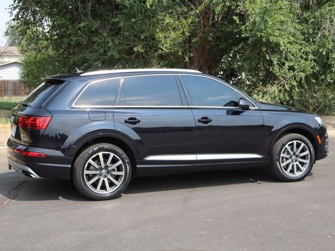 Used 2017 Audi Q7 3.0T Premium Plus w/ Premium Plus Package AWD/4WD image 4