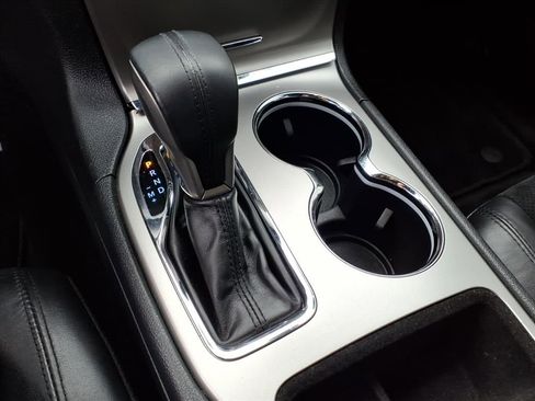 Used 2017 Jeep Grand Cherokee Altitude image 9