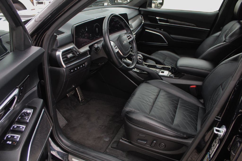 Used 2024 Kia Telluride SX Prestige X-Line AWD/4WD image 30