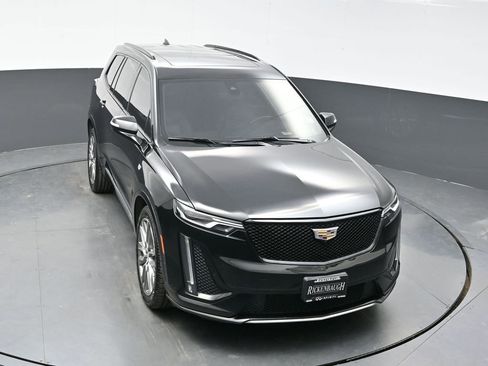 Used 2020 Cadillac XT6 Sport AWD/4WD image 32
