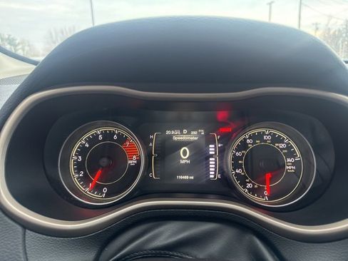 Used 2016 Jeep Cherokee Latitude w/ Cold Weather Group image 20