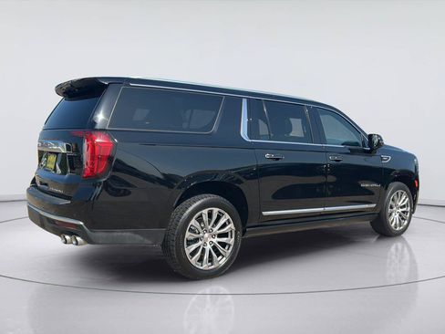 Used 2021 GMC Yukon XL Denali w/ Denali Premium Package RWD image 6