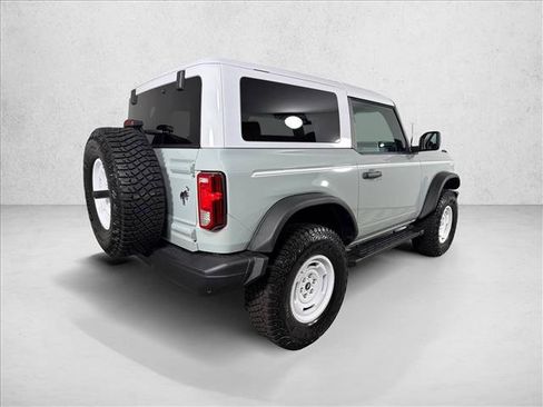 Used 2024 Ford Bronco Heritage Edition AWD/4WD image 4